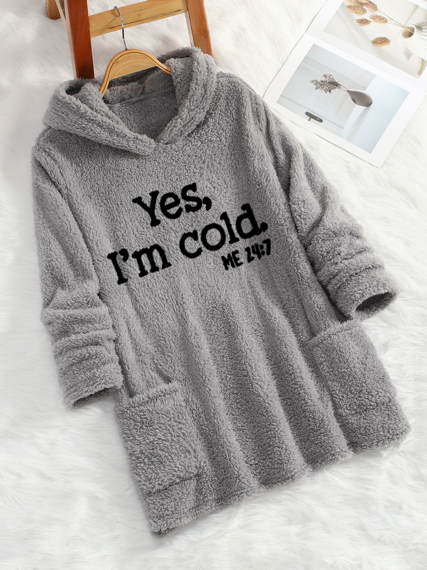 Women's "Yes I'm Cold" Printed Teddy Bear Hooded Sweatshirt - 100% Polyester Relaxed Fit Long Sleeve Pullover with Double Pockets, Cozy Fleece-Lined Casual Winter Top for Fall & Winter